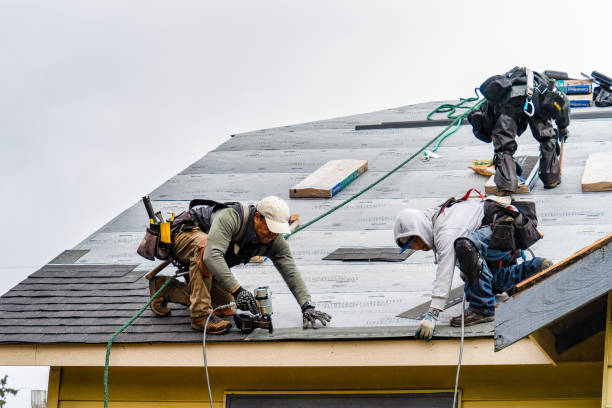 Professional Gutter Installation technician working in Geronimo, TX